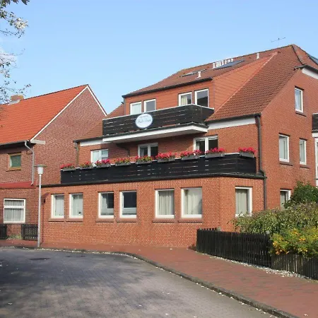 Daire Bullauge-im-haus-seute-deern Juist